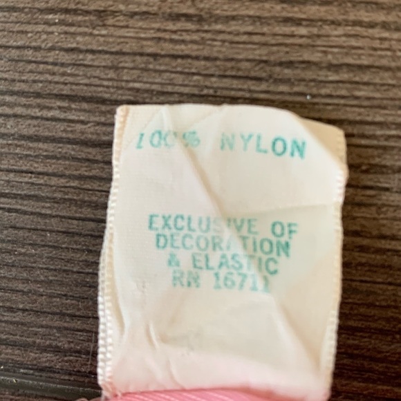 Elegant Pink Lace Nightgown - Picture 9 of 9